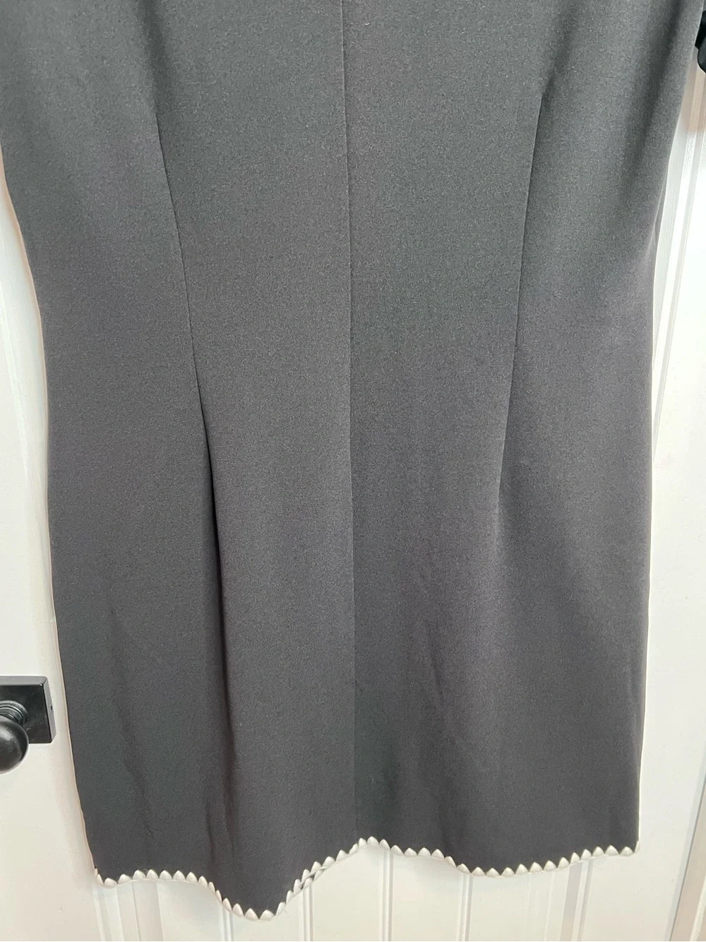 Alexia Admor chic black